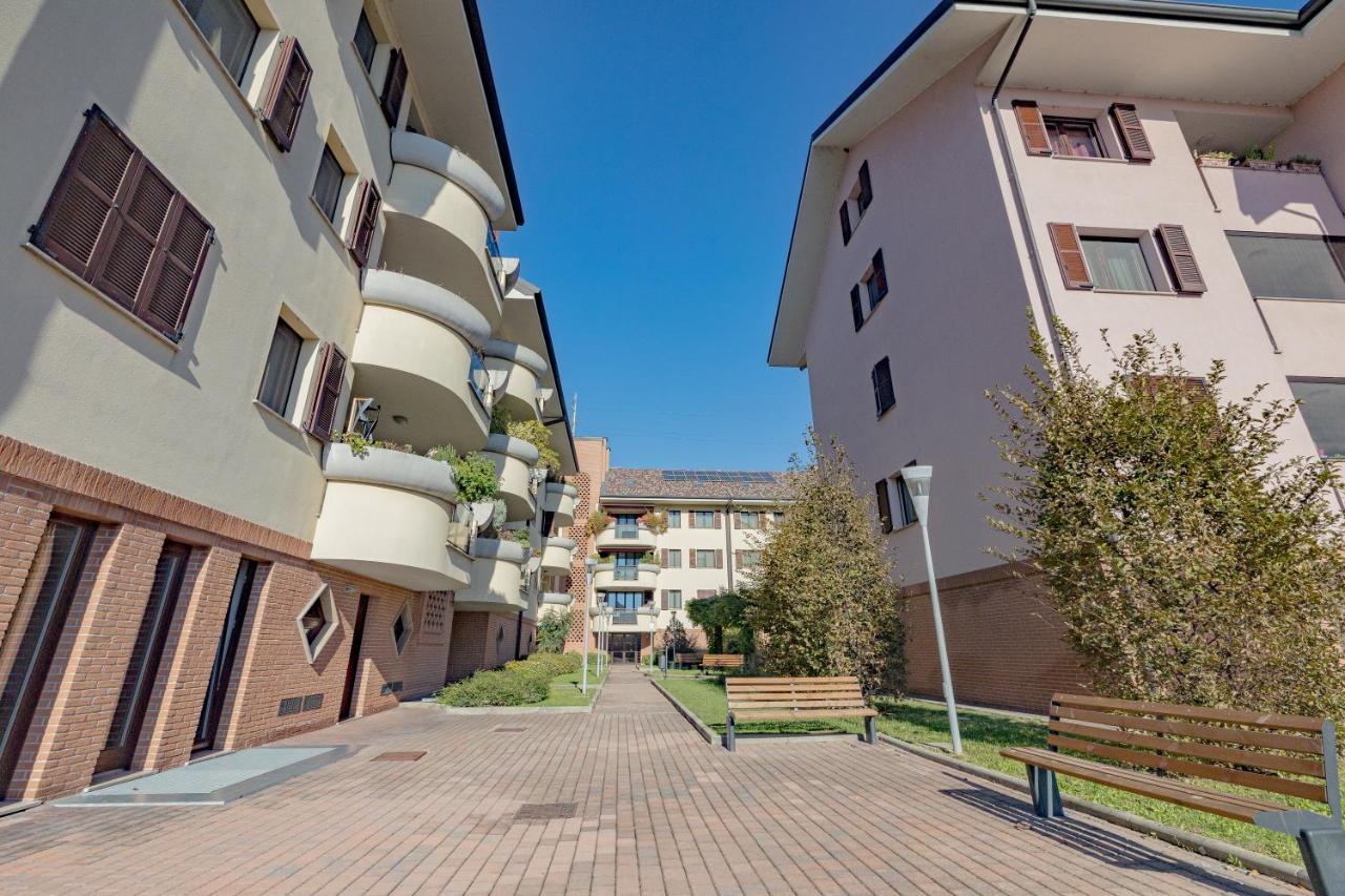 Milan Forum Camelia Guesthouse Assago Eksteriør bilde
